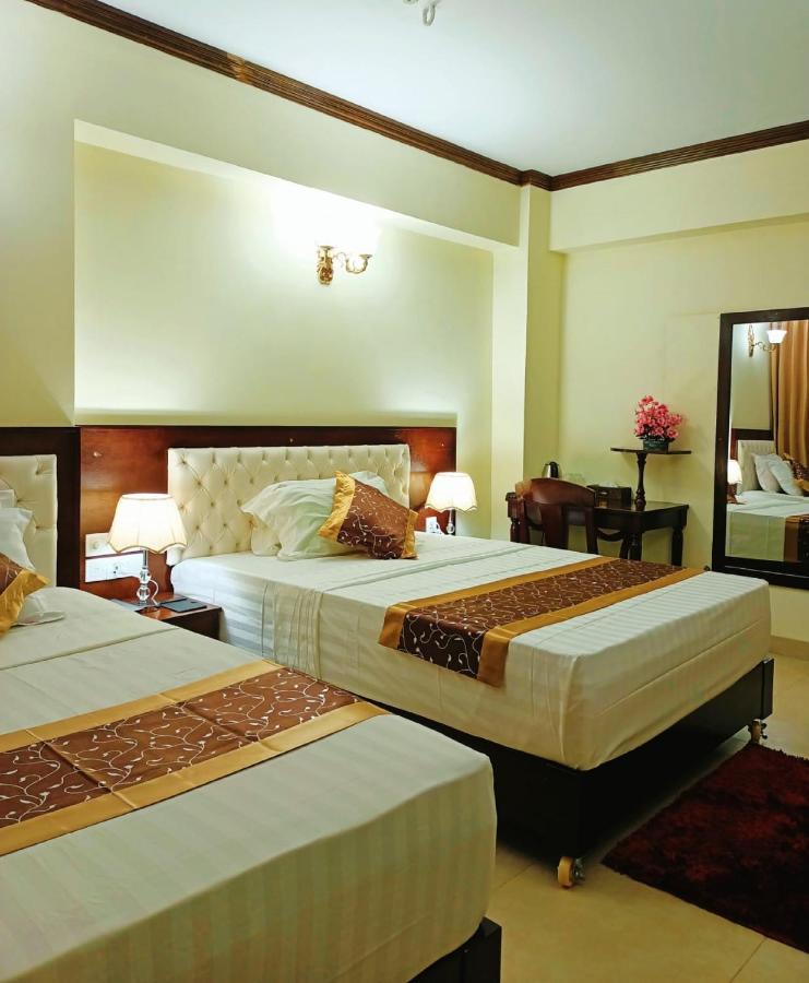 Hotel Crystal Rose - Sylhet Exteriör bild