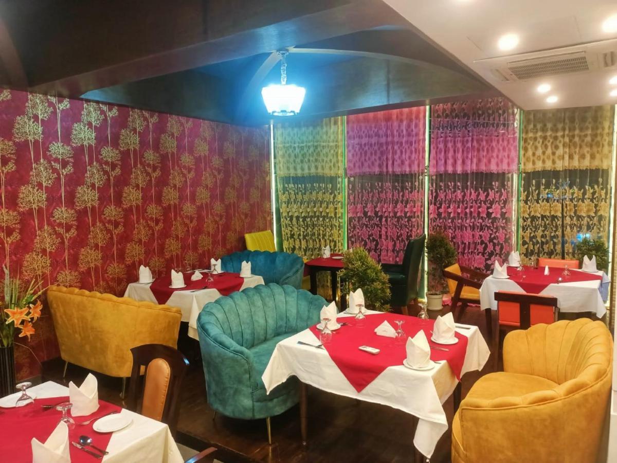 Hotel Crystal Rose - Sylhet Exteriör bild