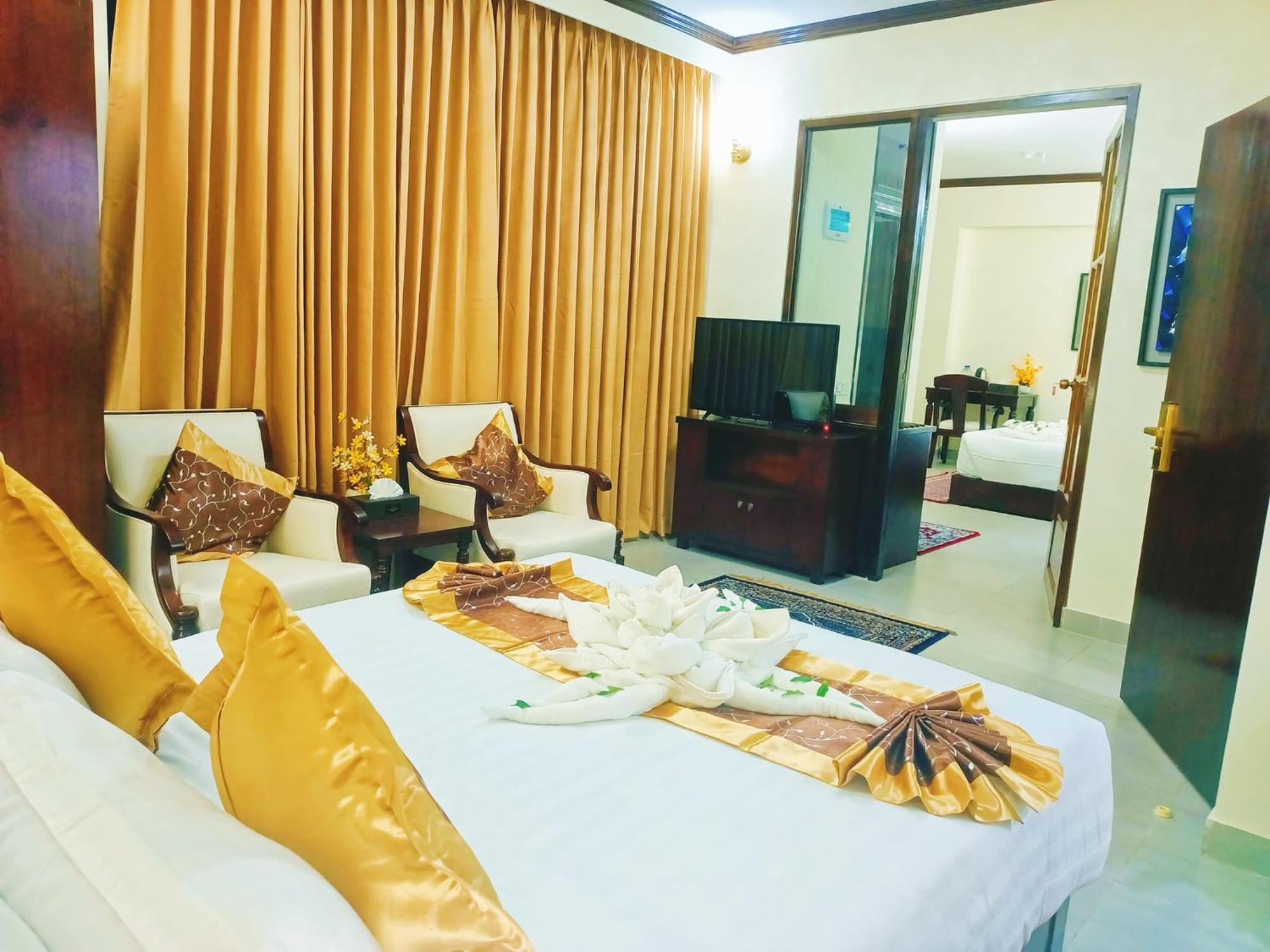 Hotel Crystal Rose - Sylhet Exteriör bild